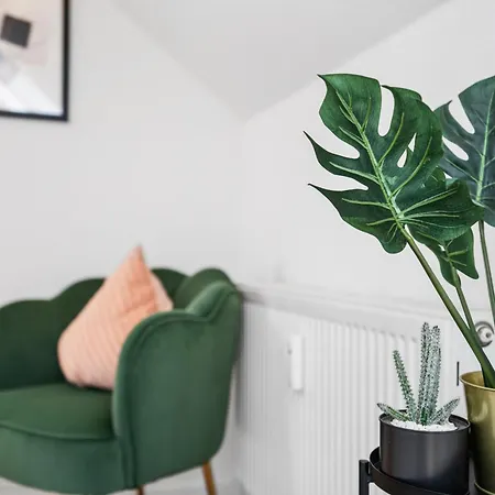 Anytime - In Apartment *